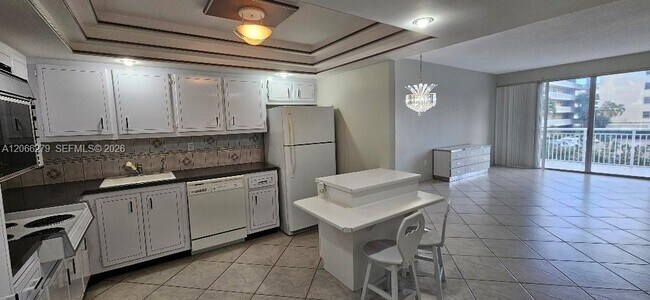 Foto del edificio - 18041 Biscayne Blvd