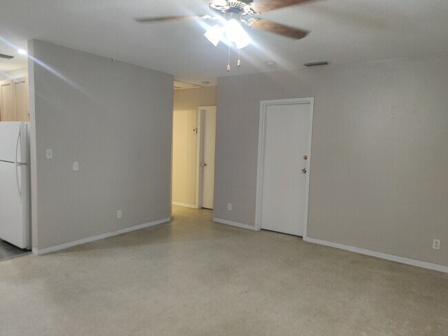 Foto del edificio - 425 SE 23rd St