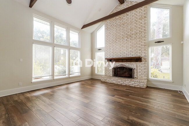 Building Photo - 8927 Pine Shores Dr, Humble, TX 77346