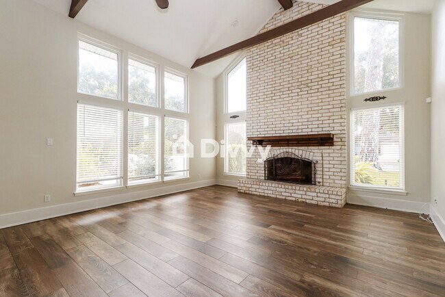Foto del edificio - 8927 Pine Shores Dr, Humble, TX 77346