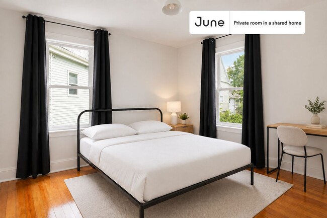 Building Photo - Room in Shared 6 bed/2 bath home in Allston