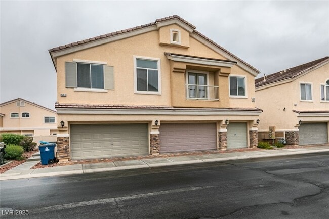 Building Photo - 3508 Hazelnut Pine Pl