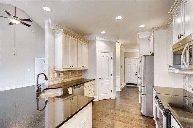 Foto del edificio - 132 Hawks Landing Drive, Troutman, NC, 28166