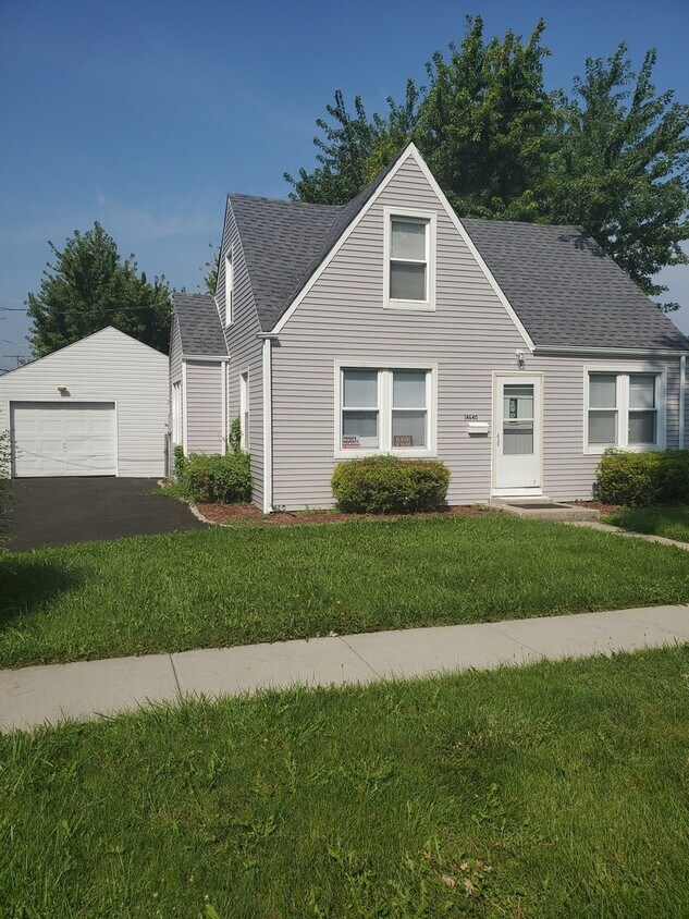 14640 Whipple St, Posen, IL 60469 House Rental in Posen, IL