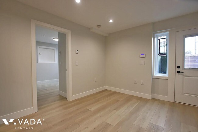 Building Photo - Killarney Basement Suite Rental 2803B East...