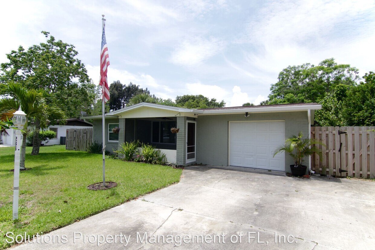 Foto principal - 3 br, 2 bath House - 285 Le Jueune Dr