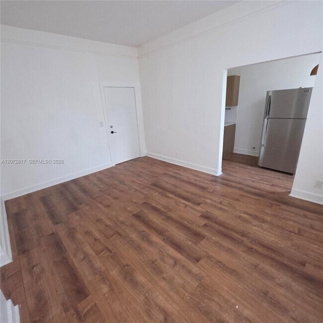 Foto del edificio - 35 NE 64th Terrace