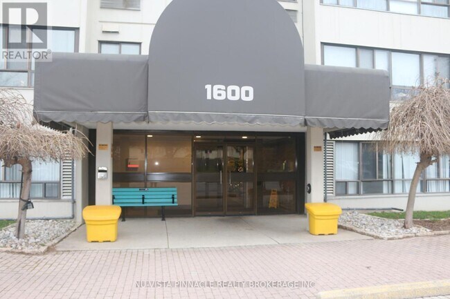 Building Photo - 1600 Adelaide St