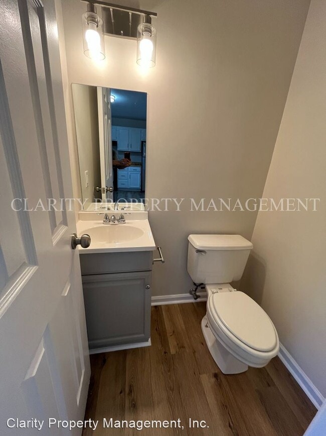 Building Photo - 2 br, 1.5 bath House - 908 Valley Head Rd NW