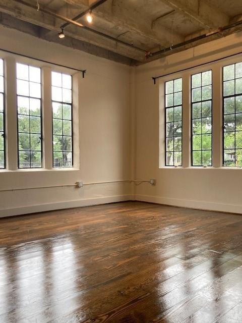 Foto del edificio - 4411 Dallas St