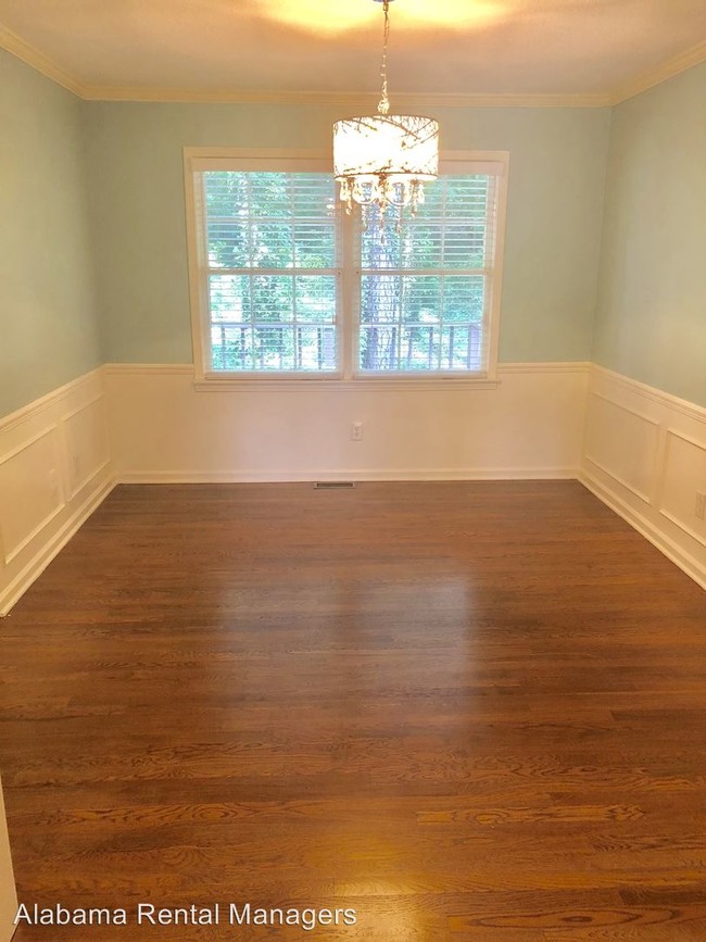 Building Photo - 4 br, 2.5 bath House - 1620 Moss Rock Road