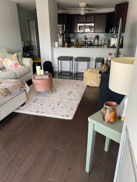 Photo - 1540 N La Salle Dr Apartment