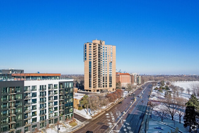 Lake Point Condominiums