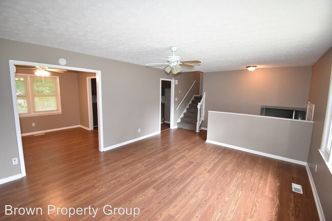 Building Photo - 3 br, 2.5 bath House - 1302 Worstead Dr