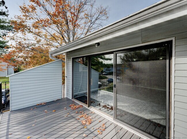 Foto del edificio - 105 Florence Rd