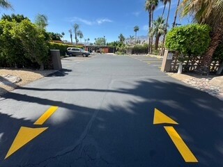 Foto del edificio - Twin Palms Apartments