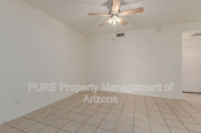 Foto del edificio - 9151 W Greenway Rd