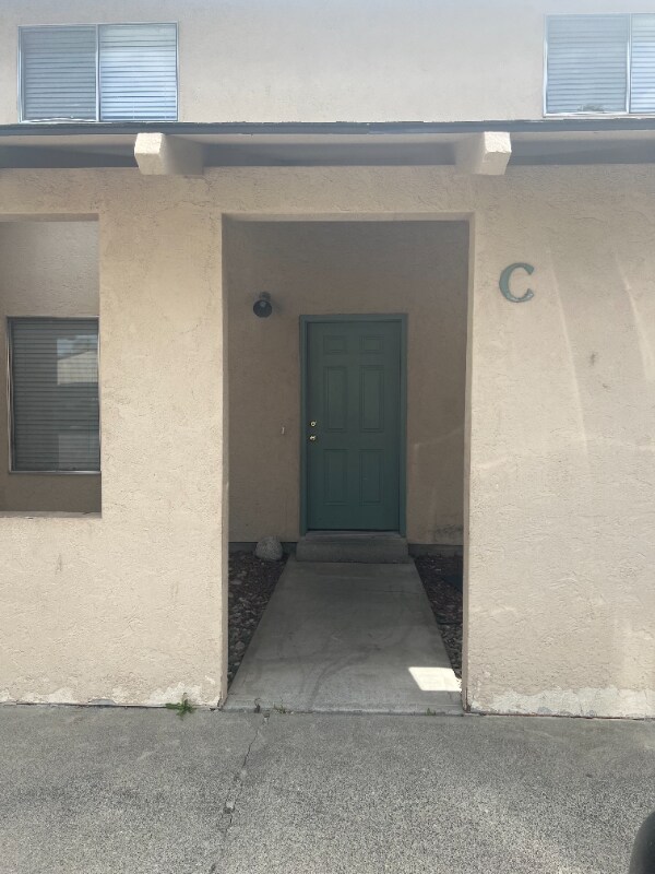 Building Photo - 1804 W 21st Ave