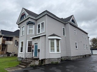 Building Photo - 633 W Onondaga St