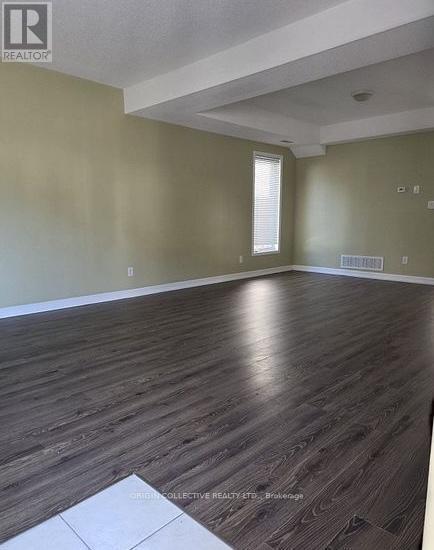 Building Photo - 329 Edgehill Dr