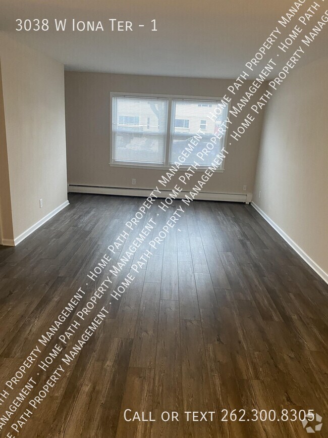 Building Photo - 3038 W Iona Terrace
