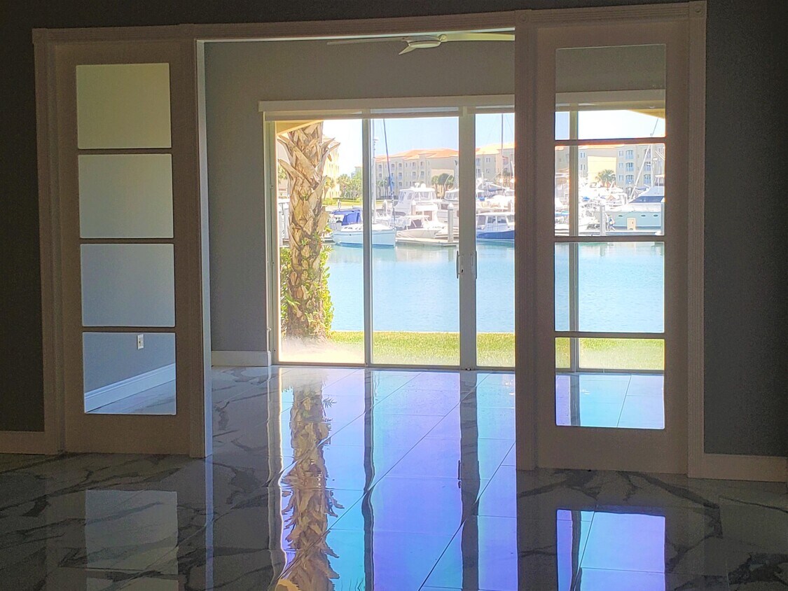 Foto principal - 11 Harbour Isle Dr W