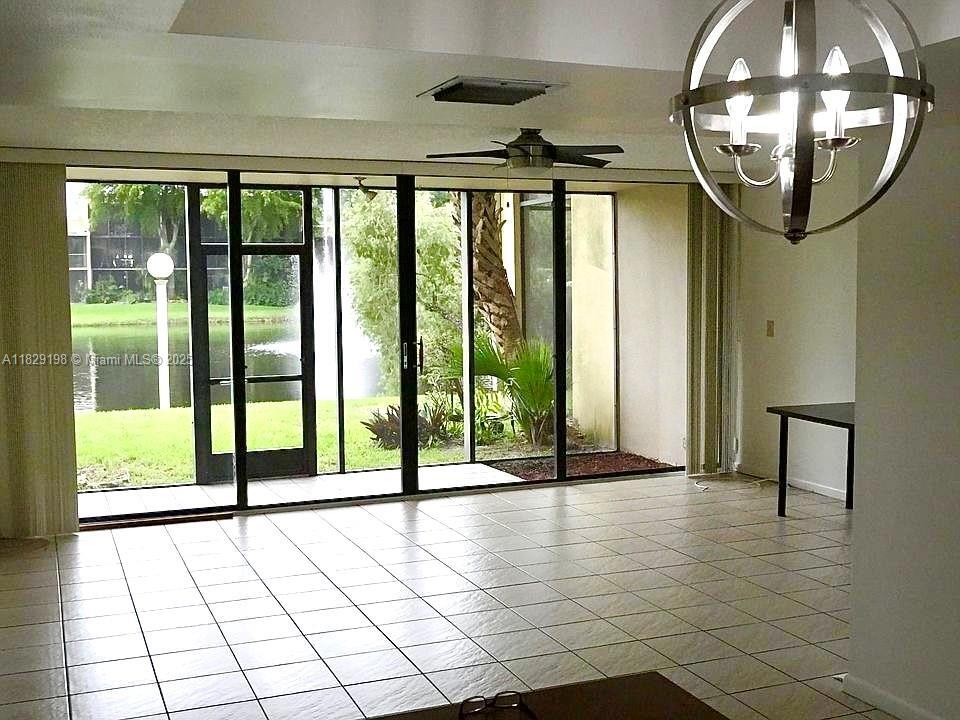 Foto principal - 2941 SW 87th Ave