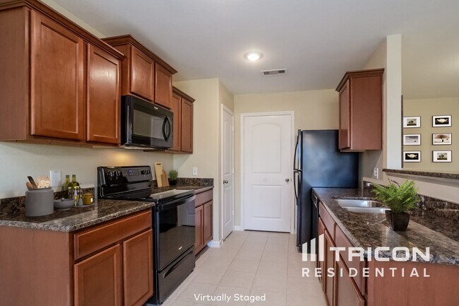 Foto del edificio - 616 Totem Trail Dr