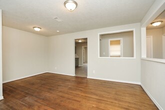 Building Photo - 718 Champs St