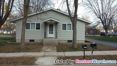 Building Photo - 207 N 6th St