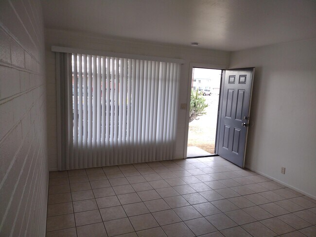 Foto del edificio - 3515 E 28th St