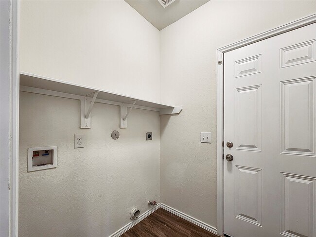 Building Photo - 4229 Amber Ruse Dr