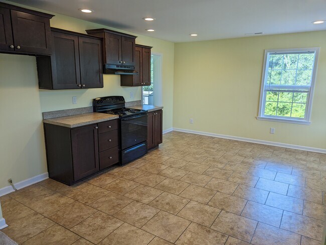 Foto del edificio - 8073 River Rd SE