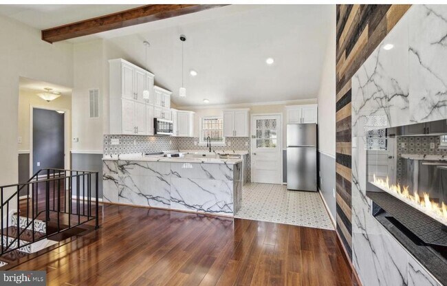Foto del edificio - 6715 Valley Park Rd