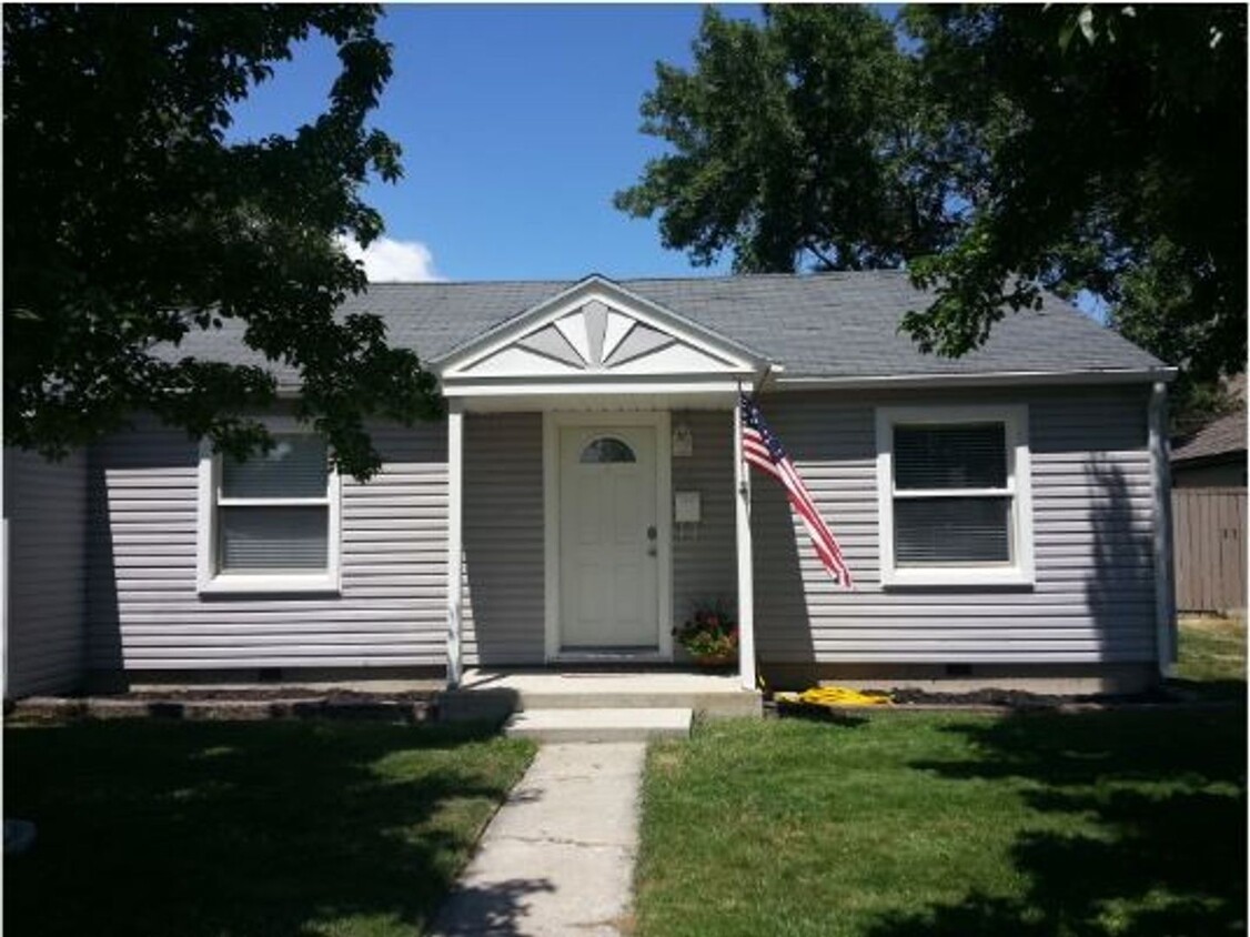 Foto principal - 2 Bedroom Home, South Provo