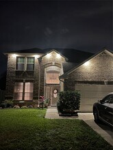 Building Photo - 1110 Hector Ave