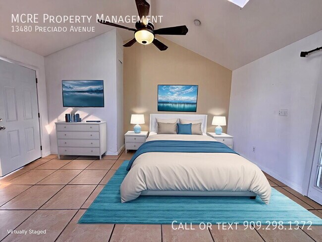 Foto del edificio - 13480 Preciado Ave