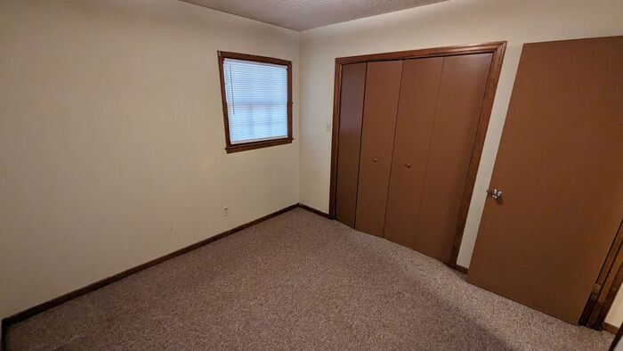 Primary Photo - 4013 Pebblebrook Ct