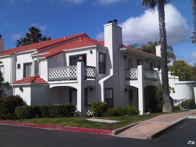 Building Photo - 9332 Twin Trails Dr