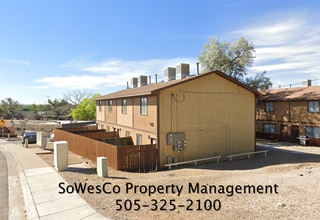 Building Photo - 822 Vine Ave
