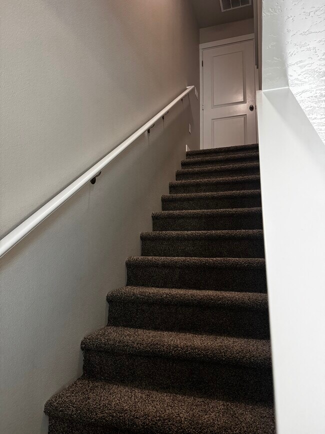 Foto del edificio - 5912 S Jessenia Ln