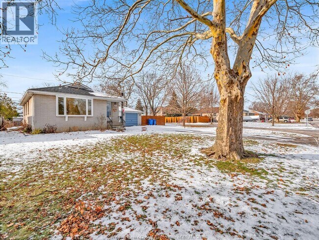 Photo du bâtiment - 1207 Virginia Ave