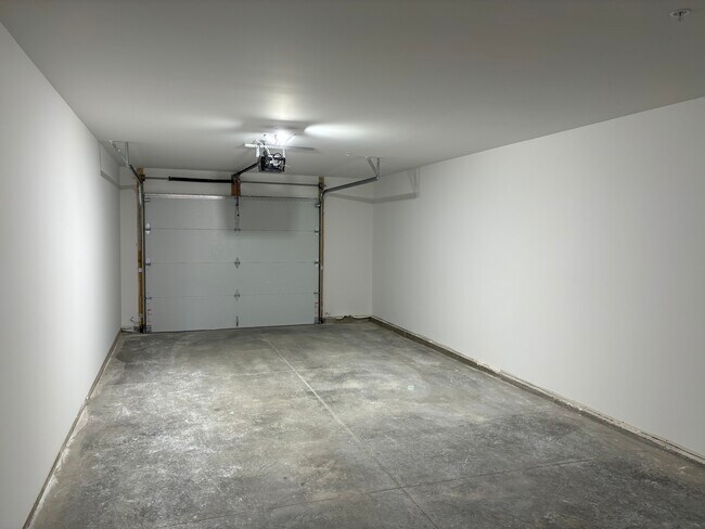 Building Photo - 1204 Dayton St