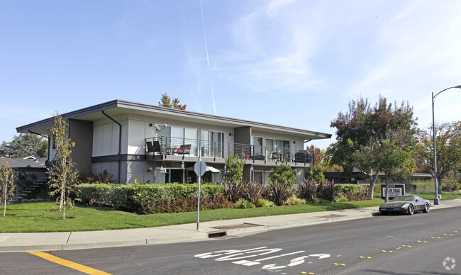 Foto del edificio - Logan Park