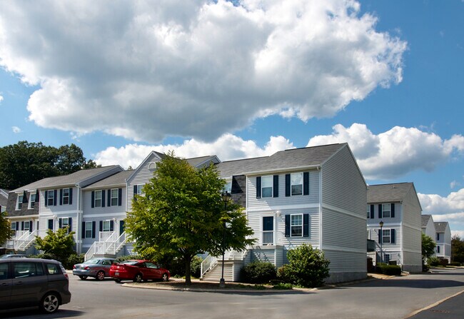 Building Photo - State College Collective on Aaron