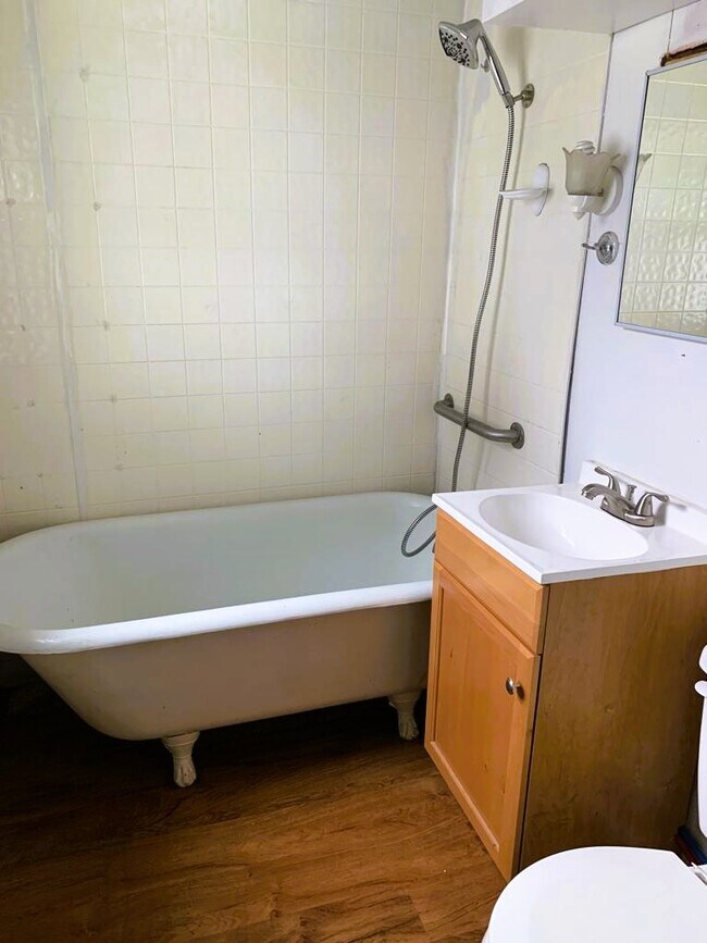 212 Luella Ave, Charleroi, PA 15022 House Rental in Charleroi, PA