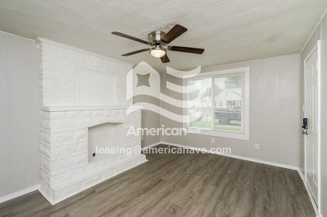 Foto del edificio - 920 Brentwood Ave