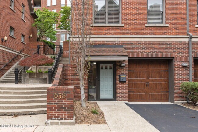 Building Photo - 638 S 2nd St
