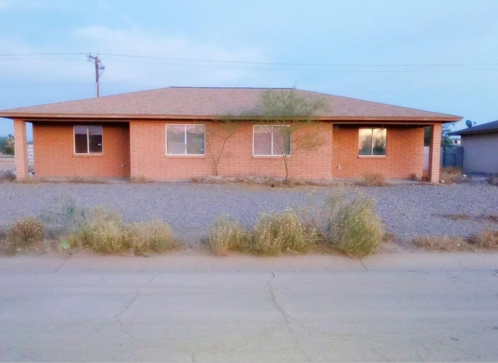 Primary Photo - 12985 S Laredo Rd