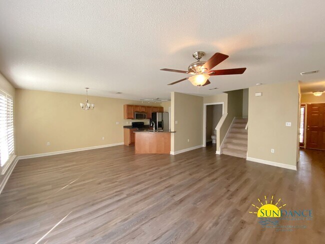 Foto del edificio - Beautiful 3 Bedroom Home Near Eglin AFB